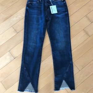BRAND NEW Frame Denim Le High Straight Jeans!